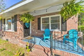 Charming Wilmington Home with Screened-In Porch